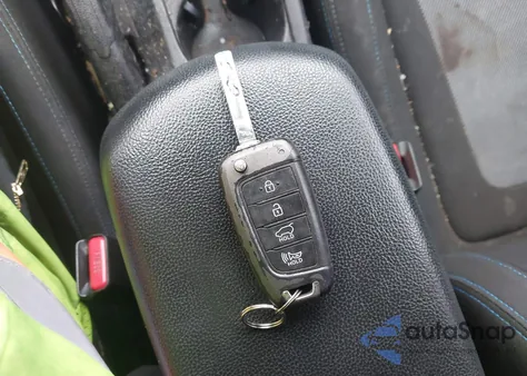 2019 Hyundai Veloster 2.0 z USA, uszkodzony, nr VIN KMHTG6AF4KU010116